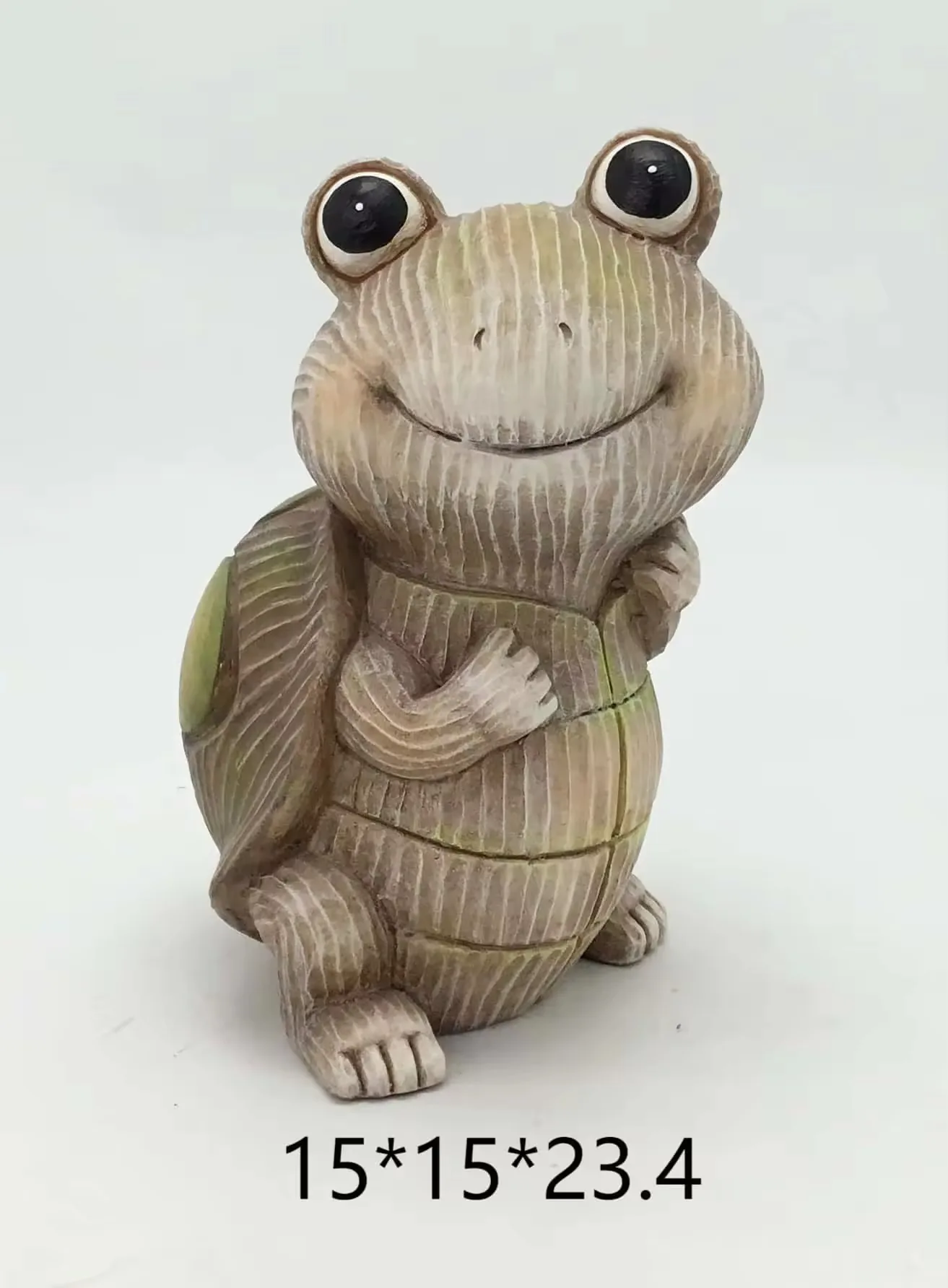 Vista frontal de detalle de un figurine de rana en resina con acabado pintado a mano para decor de primavera y jardin