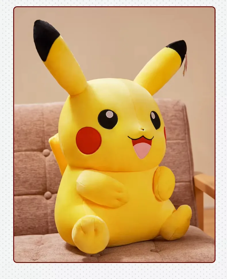 Muñeco de peluche Pikachu grande sentado en una silla para mostrar la silueta de peluche de confort de gran tamaño